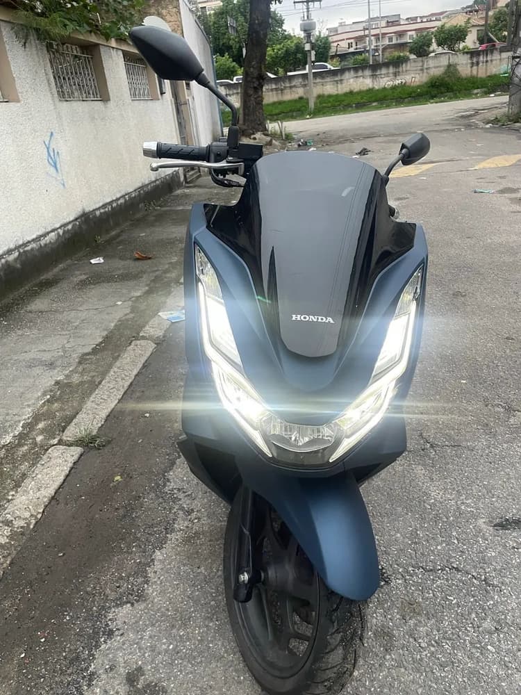 PCX 160 DLX 2024