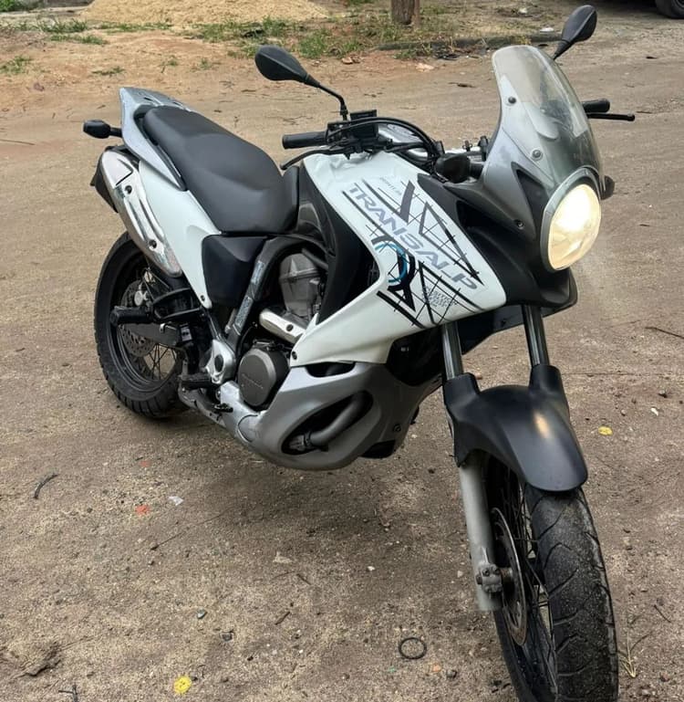 Transalp 700