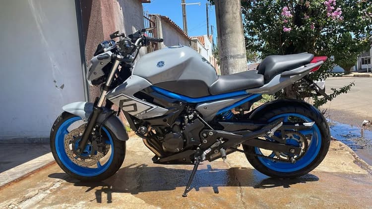 Xj6 2018