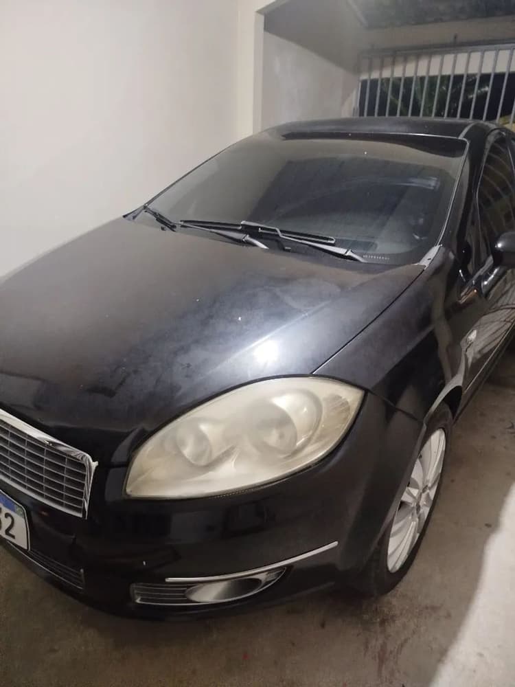 Fiat Linea Absolute 1.9/1.8 Flex Dualogic 4P 2012