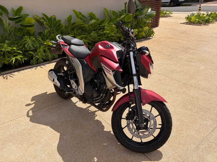 Fazer 250cc muito conservada