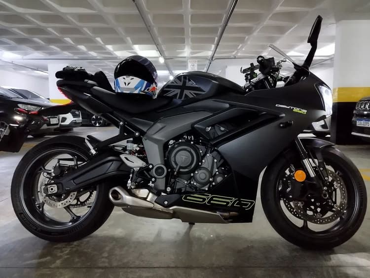 Triumph Daytona 660