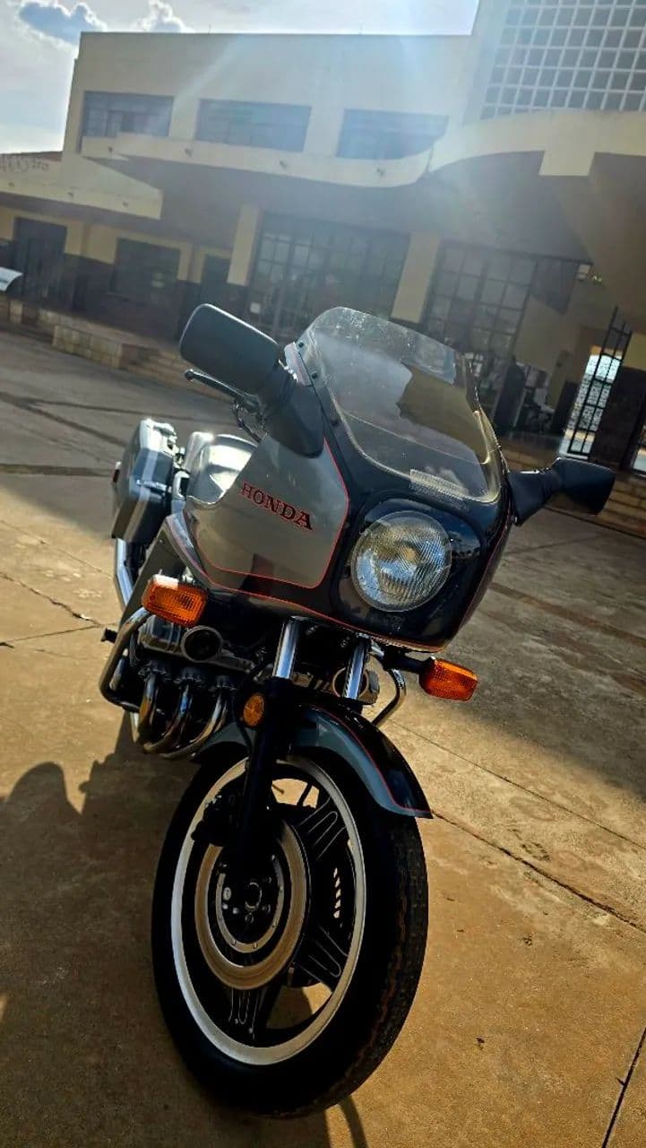 CBX 1050 6CC 1981
