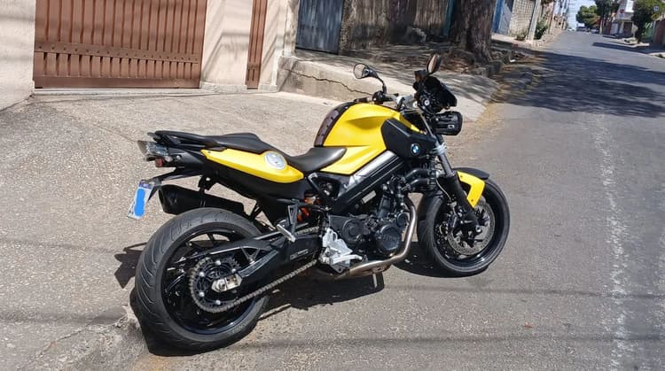 **OPORTUNIDADE**  VENDO OU TROCO.