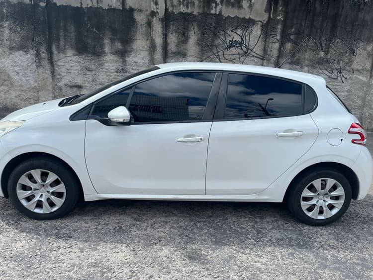 Peugeot 208 Active/active Pack 1.5 Flex 8V 5P 2014