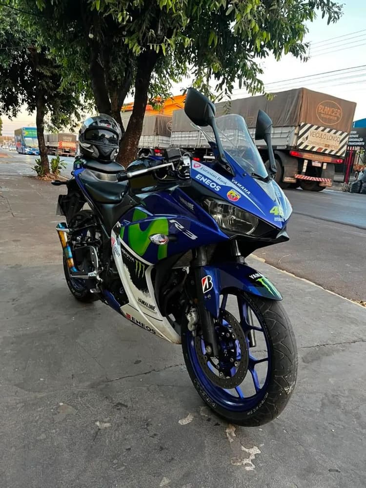 Yamaha R3 2019 Movistar Edition