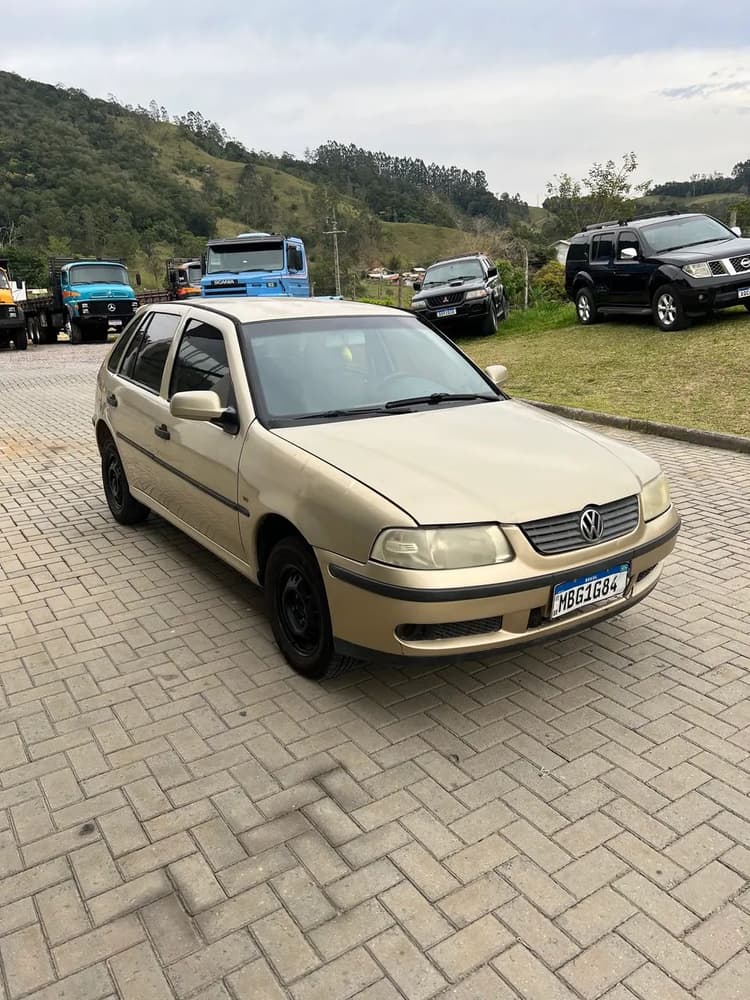 Gol 1.0 16V Plus 2001