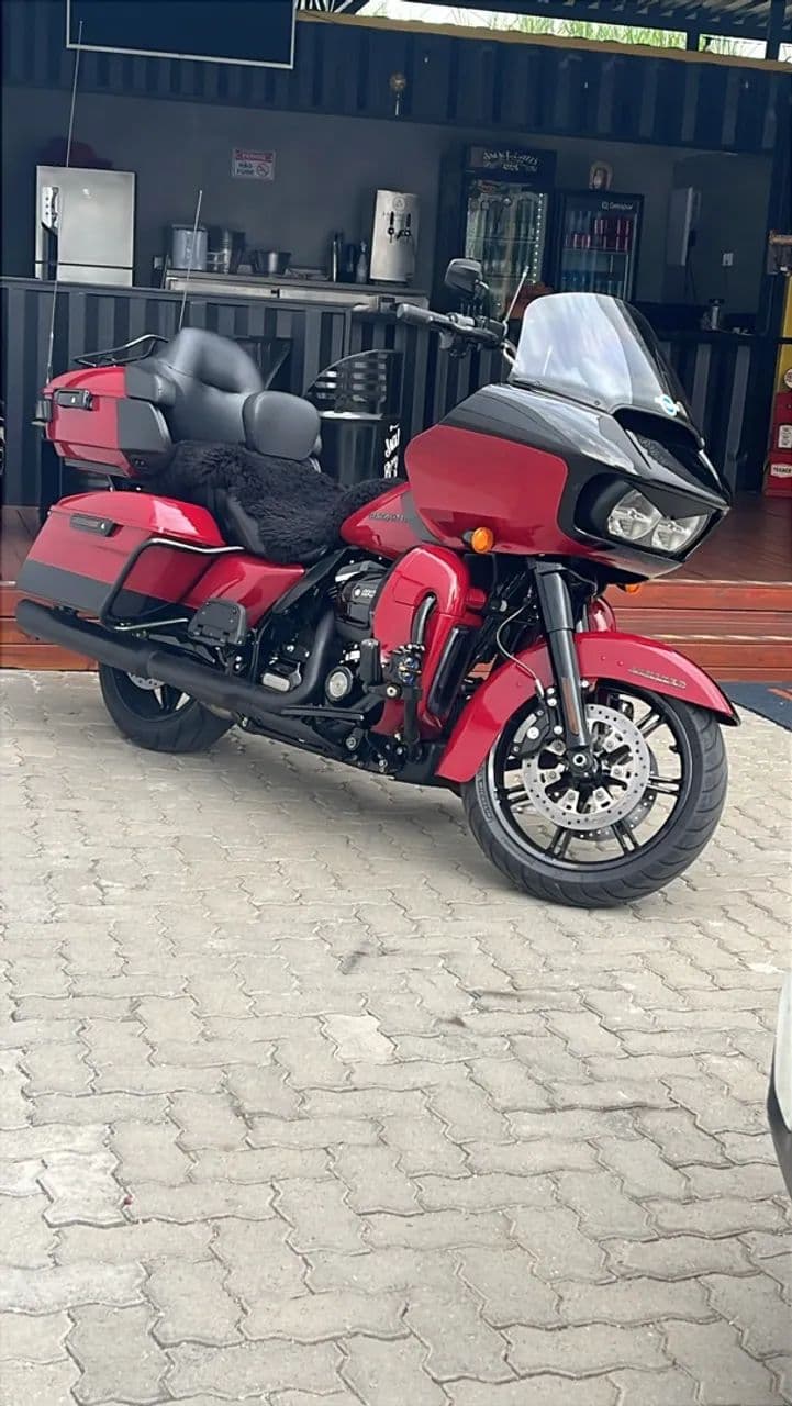 HARLEY-DAVIDSON ROAD GLIDE LIMITED 