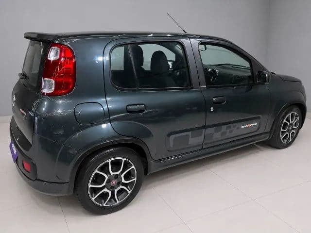 Fiat Uno Sporting 1.4 EVO Fire Flex 8V 4P 2012