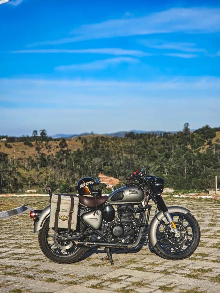 Royal Classic 350 dark 