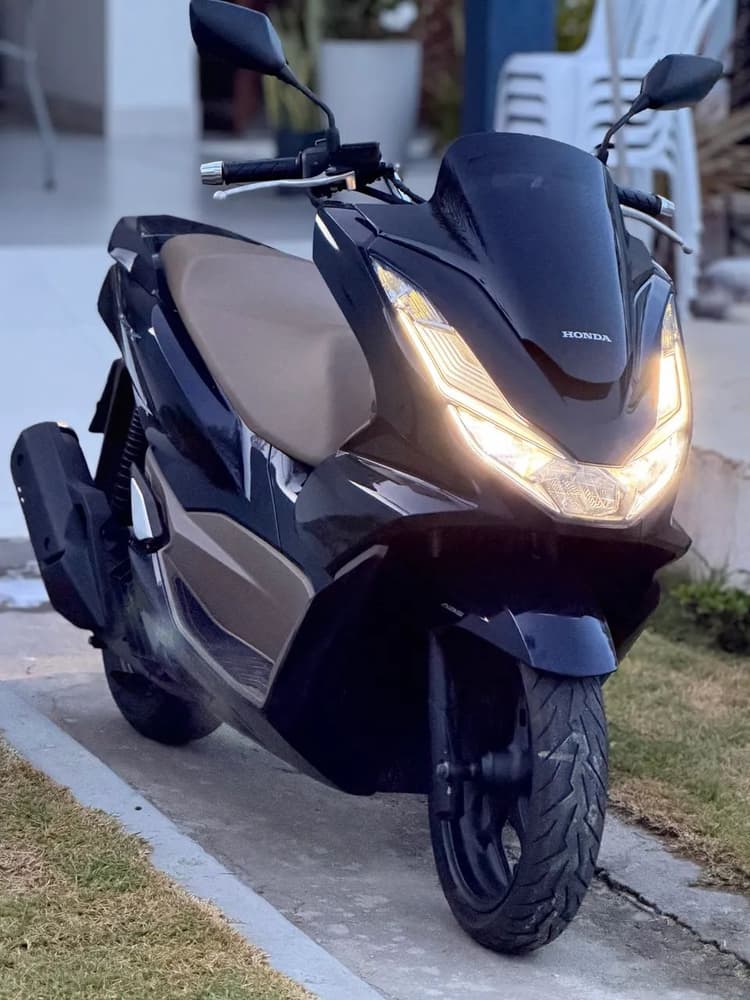 Pcx DLX 2025