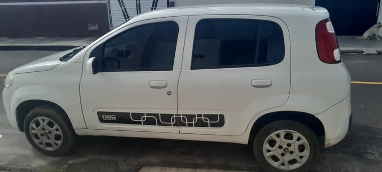 Fiat Uno Vivace/rua 1.0 EVO Fire Flex 8V 5P 2014