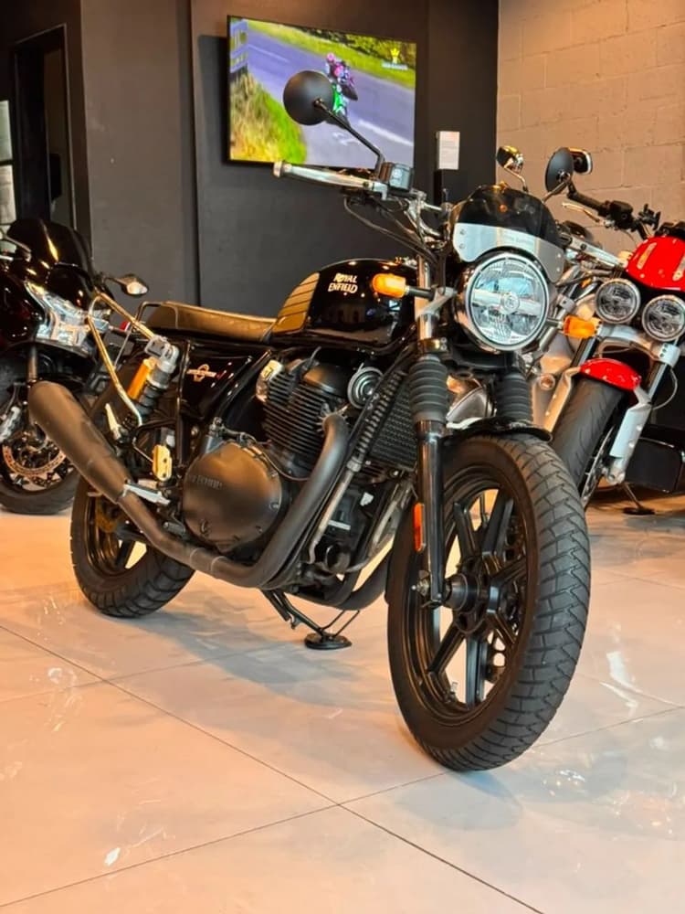 ROYAL ENFIELD INTERCEPTOR 650