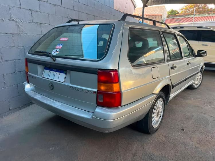 Volkswagen Quantum 2.0 MI (álcool) 1996