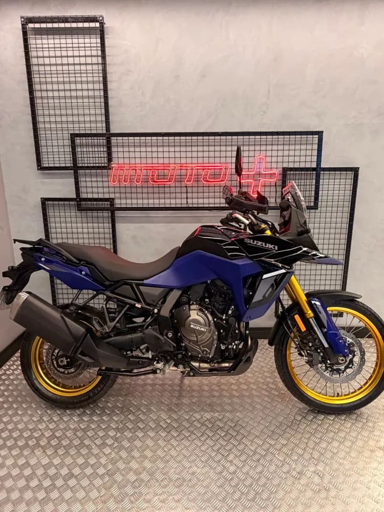 V-Strom 800 DE 2025 impecável 