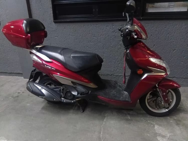 Suzuki Haojue VR 150