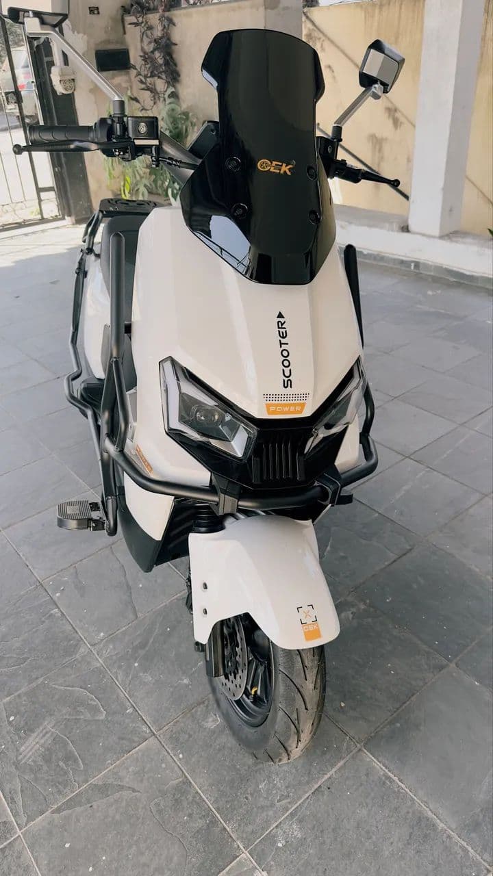 Scooter elétrica M6 