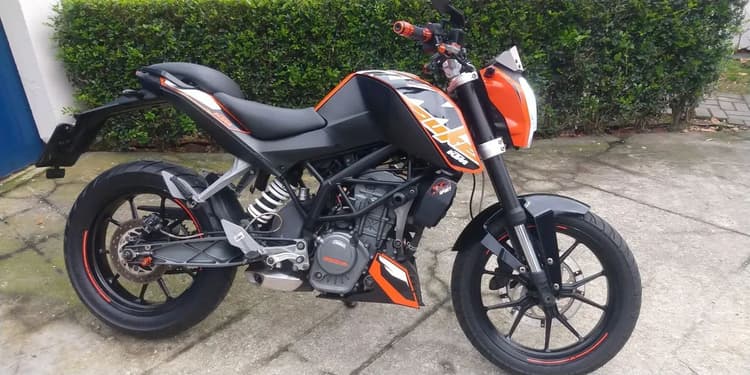 KTM Duke 200