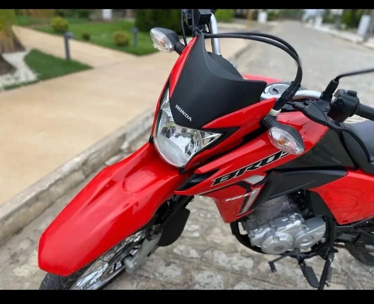 Bros 160