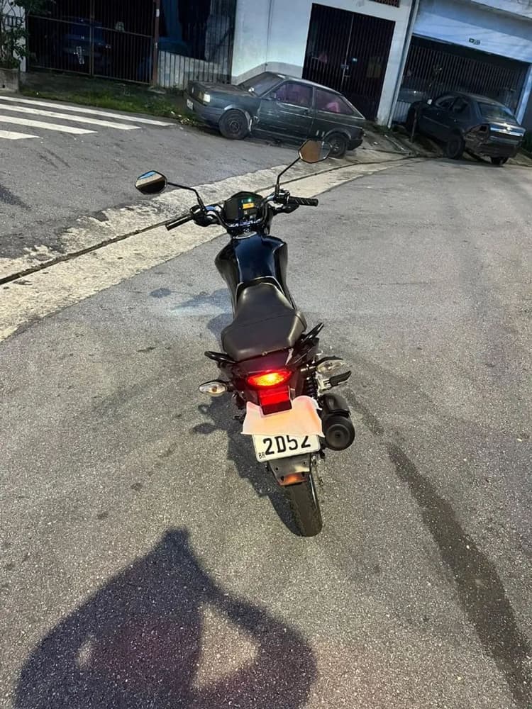 CG 125 i 