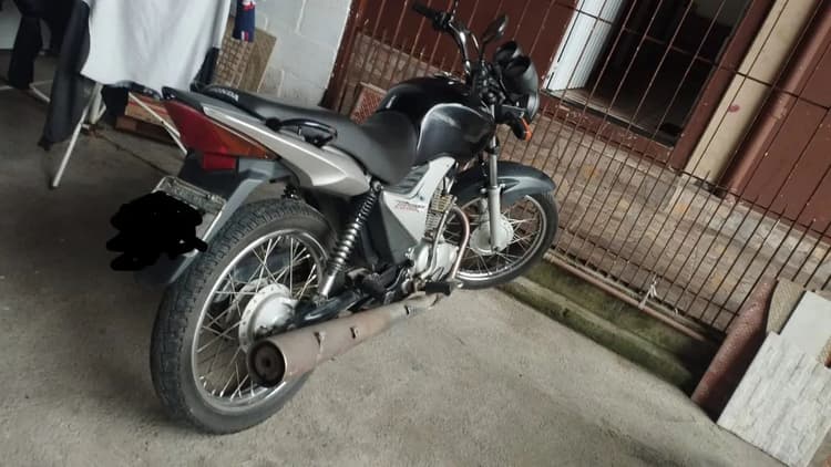 Moto semi nova Titan  2009