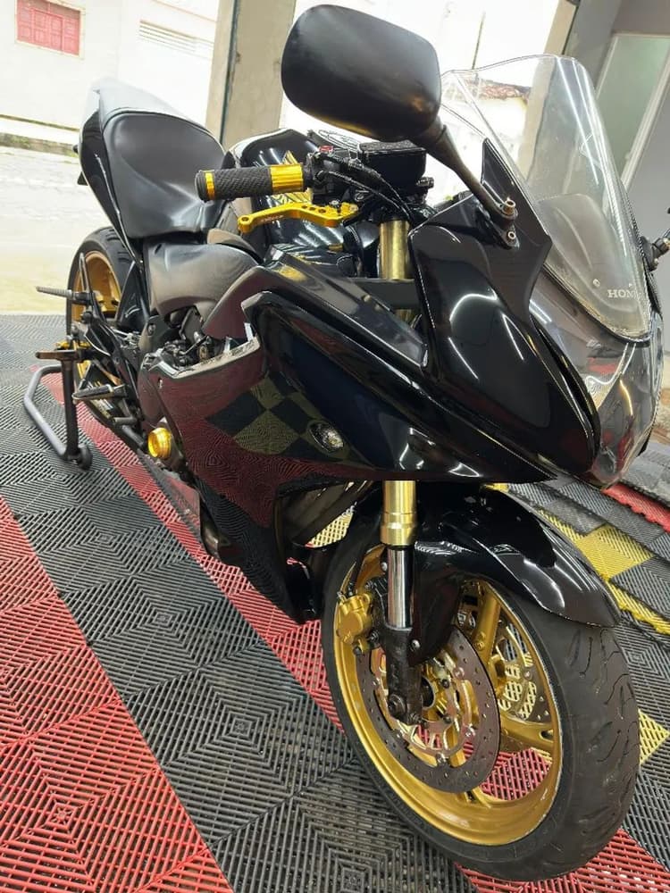 Honda CBR 600F 2012