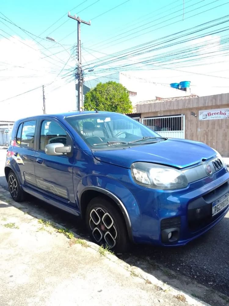 Fiat Uno Sporting Dualogic 1.4 EVO Flex 8V 4P 2015