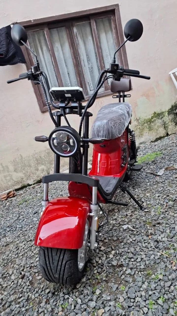 Scooter elétrica 