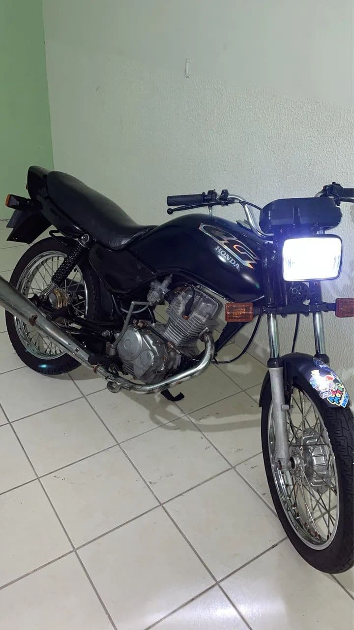 Titan 1996 só para rodar