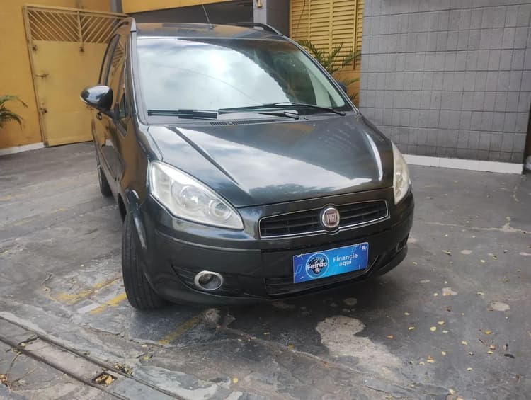 Fiat Idea Attractive 1.4 Fire Flex 8V 5P 2012