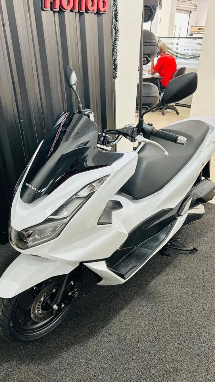 PCX 160