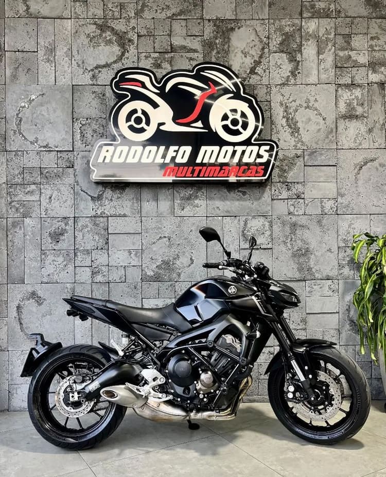 Yamaha MT-09 ABS 2023 EXCELENTE ESTADO
