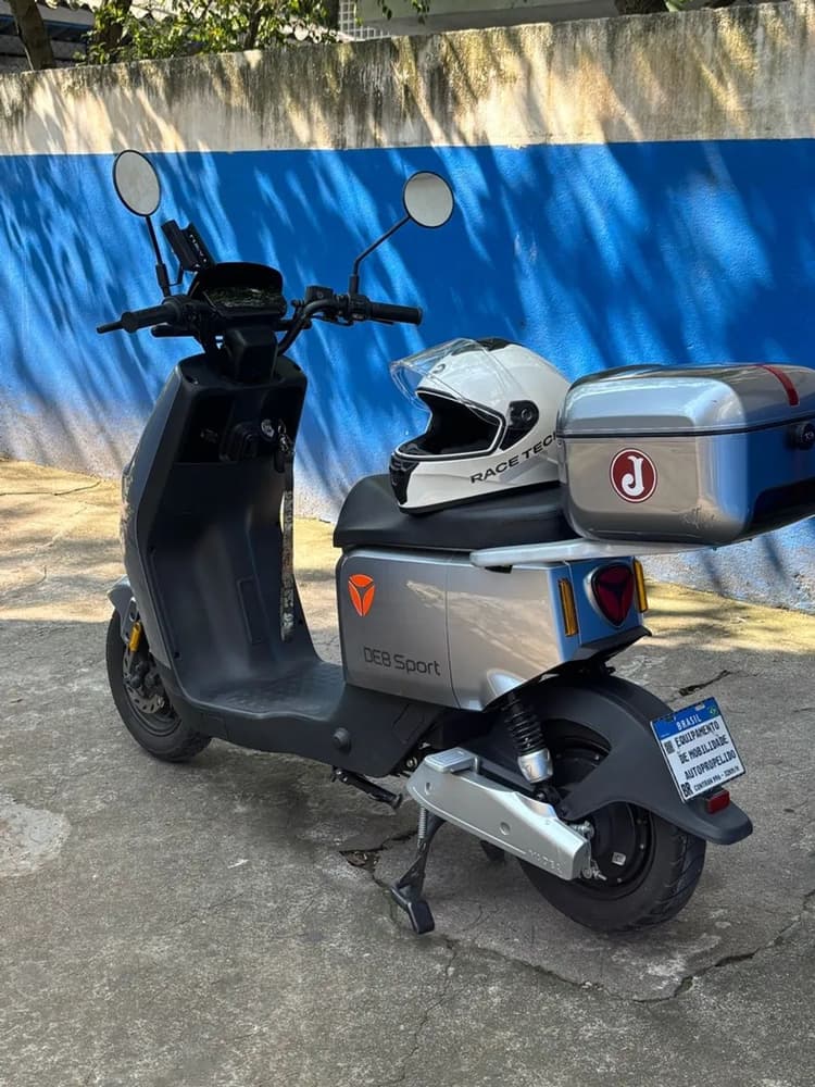 YADEA DE8 Sport