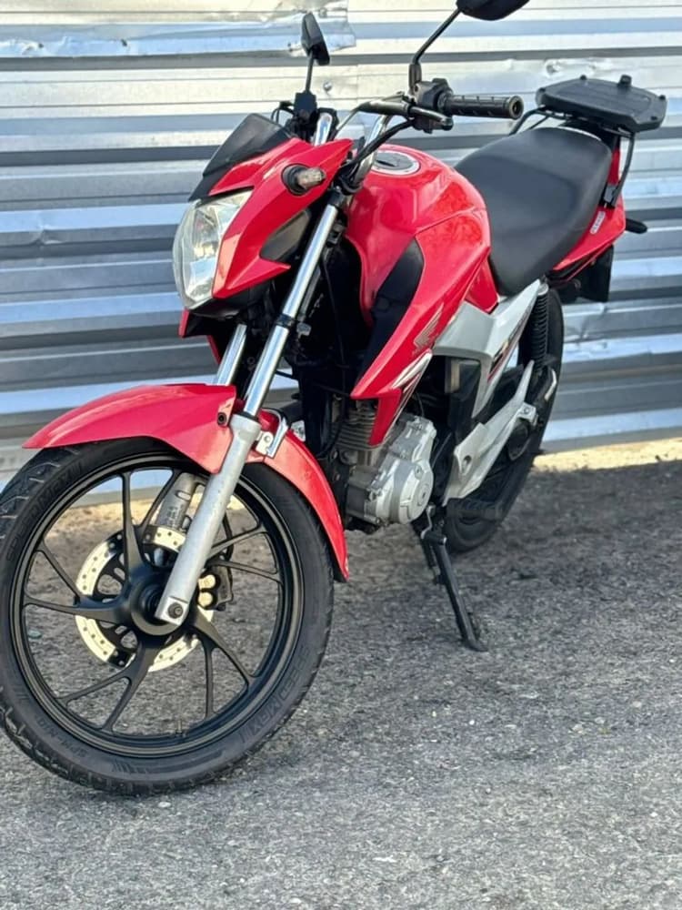 Titan 160