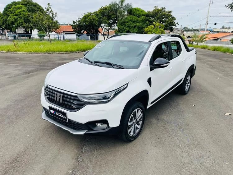 Fiat Strada Volcano 1.3 Flex 8V CD 2025