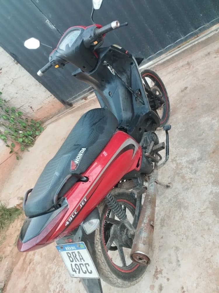 Jet 