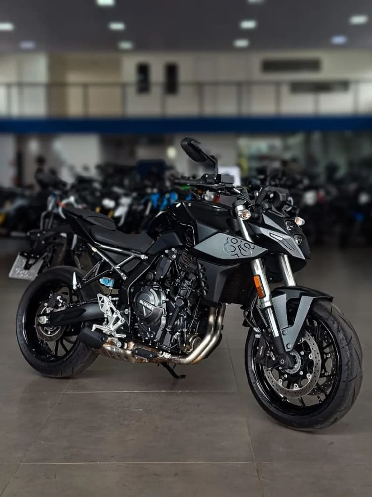 GSX 8S 2025