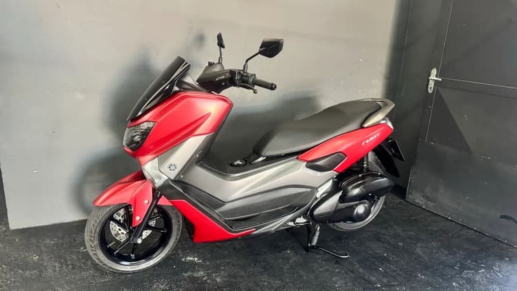 NMAX 160 IMPECÁVEL 