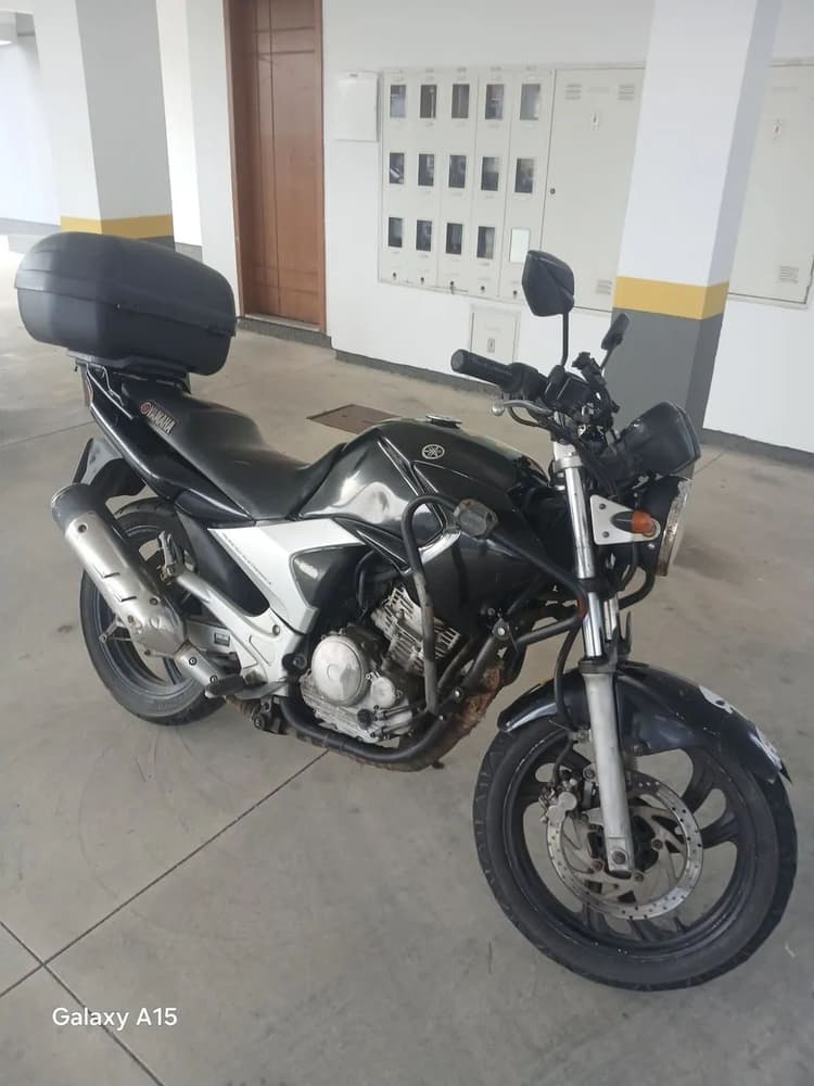 Vende-se fazer 250 ano 2008.