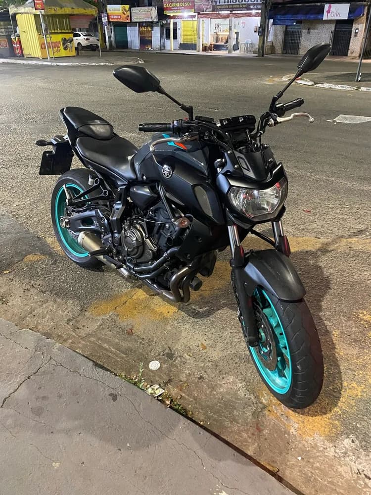 Yamaha MT-07 
