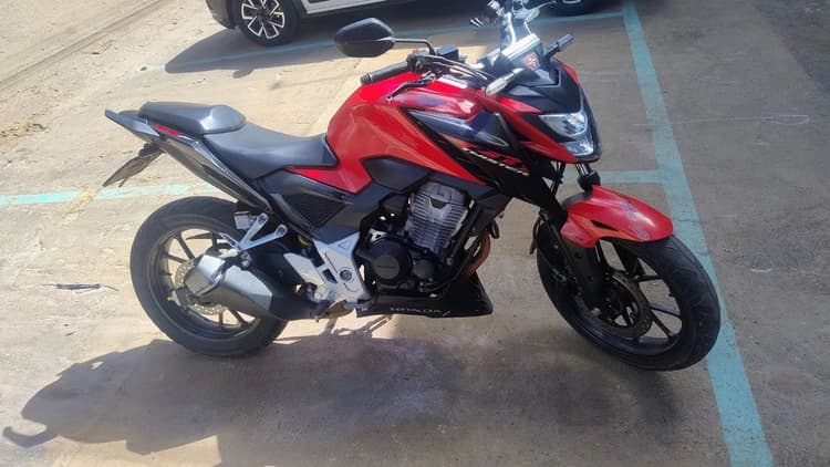 300f