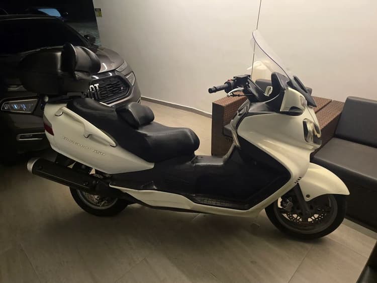 34.990 Bugrmam 650 cc Automático 2015 Manual e chave reserva Troco