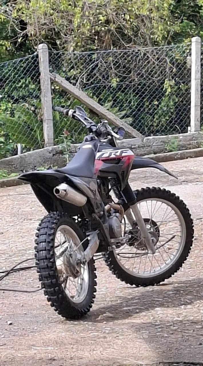 Xt 230 de trilha 
