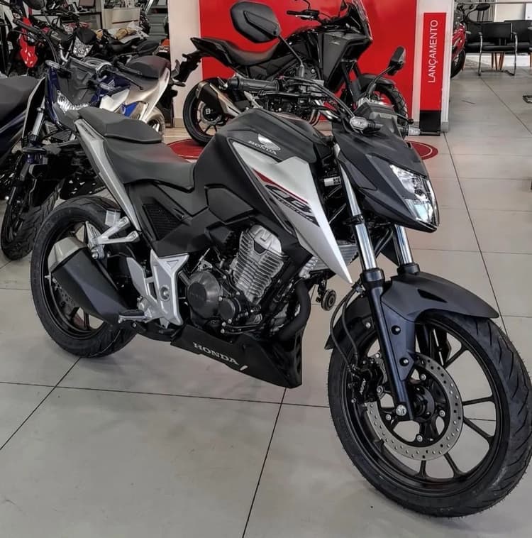 CB 300f 2026 ZERADA!