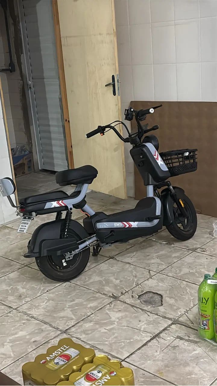 Scooter Elétrica J10