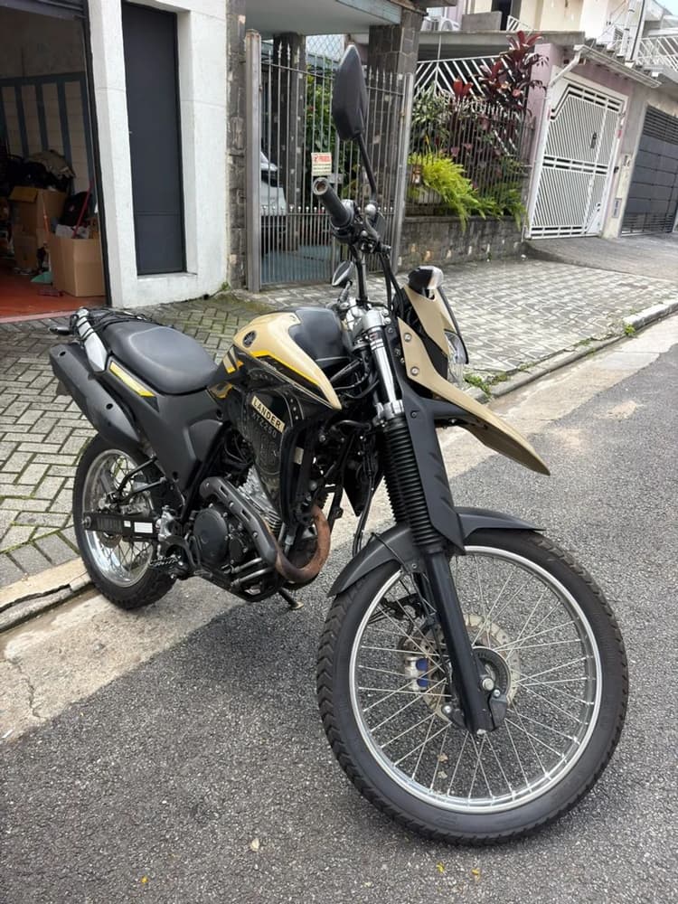 Lander baixo km.