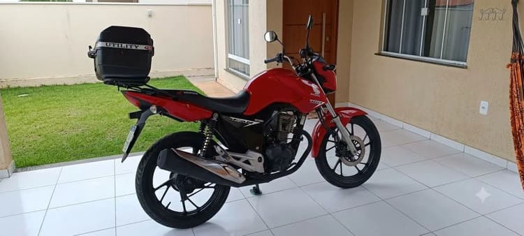 Cg fan 160 flex (media de 47 km/L)