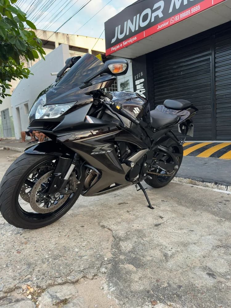Suzuki srad 750 