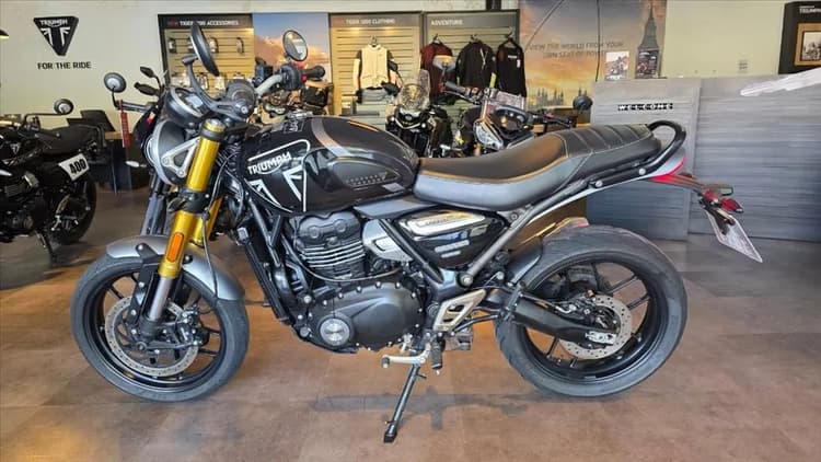 TRIUMPH SPEED 400