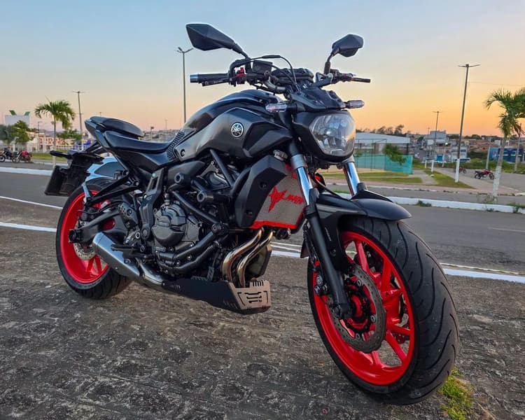 MT 07 